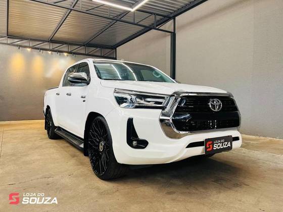 TOYOTA HILUX 2.8 SRV 4X4 CD 16V DIESEL 4P AUTOMÁTICO